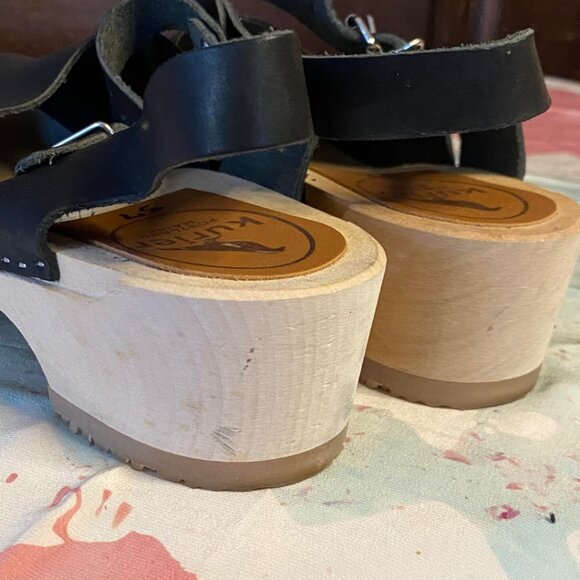 Kurier - Portland, Maine-made Leather and Natural Wood Clog - Picture 8 of 9